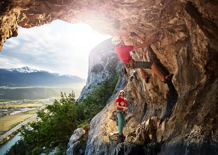 贾尼络温酒店 2* 锡尔茨