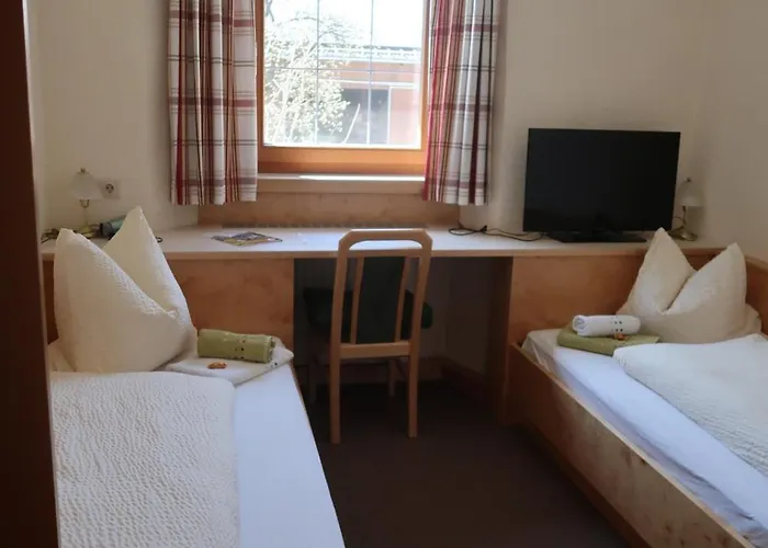 贾尼络温酒店 酒店 锡尔茨