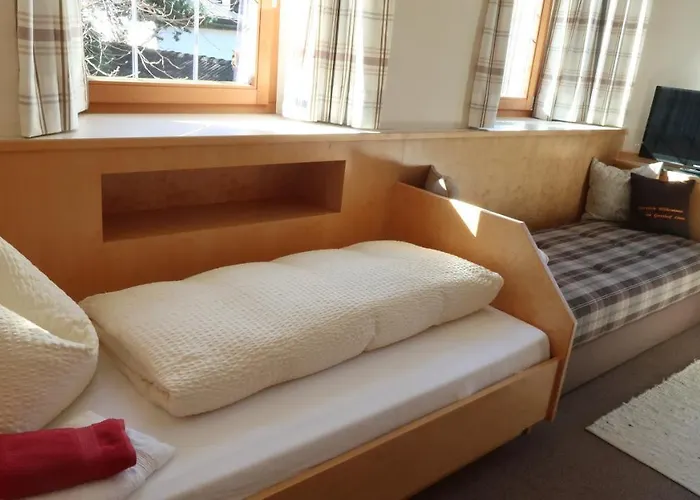 贾尼络温酒店 2* 锡尔茨