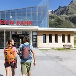 فندق Garni Loewen
