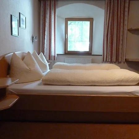 Garni Loewen Hotel Silz